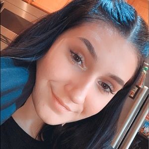 ✨MEET THE POSHER✨